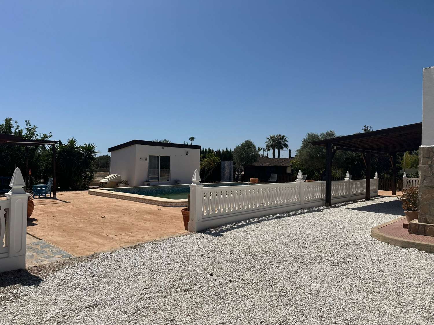 SOLD- Amazing 4 Bedroom Finca with Independant Guest Accomodations and 12 x 5m Pool in La Baias, Elche