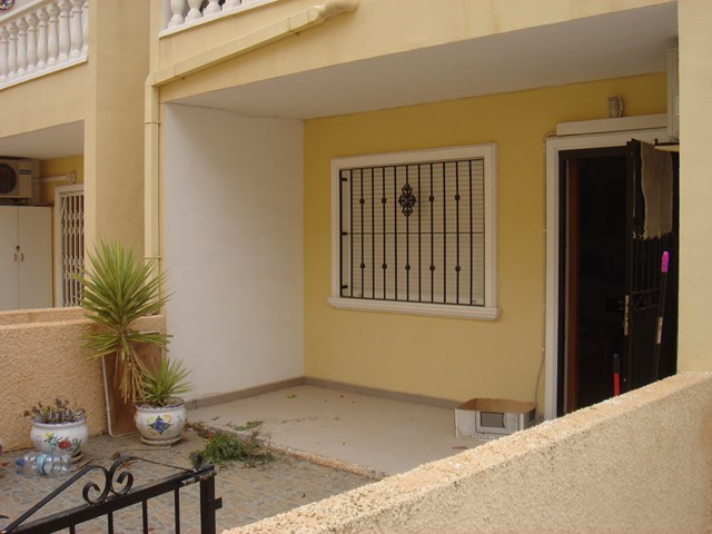 Lägenhet till salu i Rojales