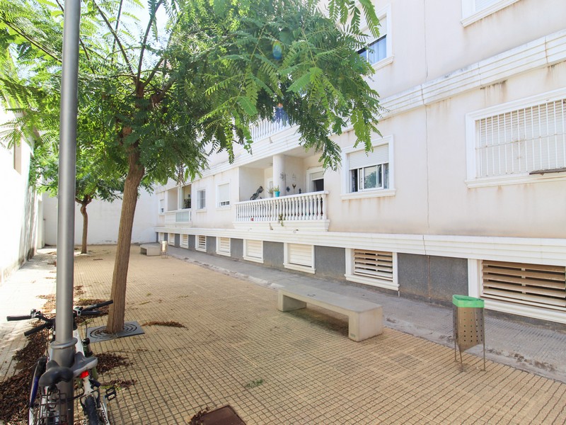 Charming Ground Floor Duplex in Formentera del Segura